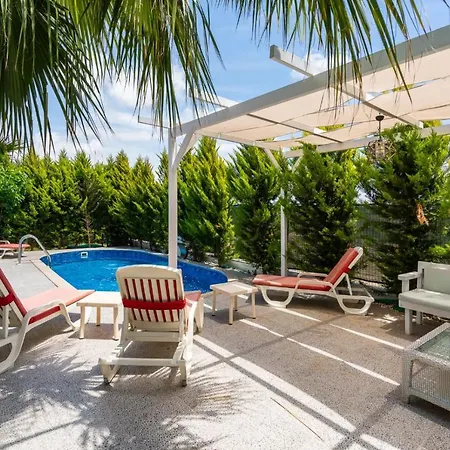 Enchanting With Private Pool In Antalya Villa *